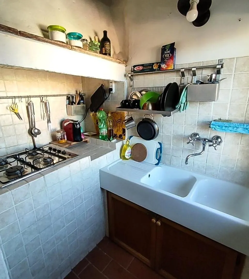 Piccolo Appartamento: Centrale E Vicino Al Mare. Livorno Apartment